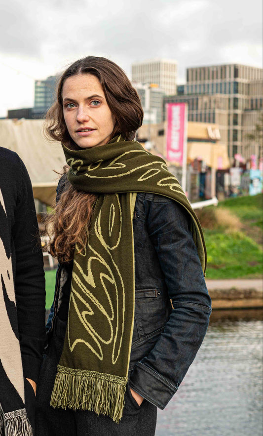 Trace Jacquard Knitted Scarf