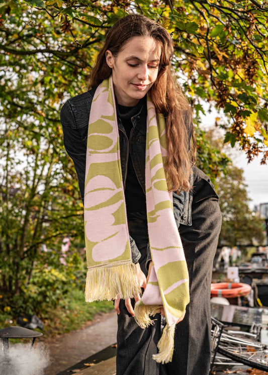 Muse Jacquard Knitted Scarf